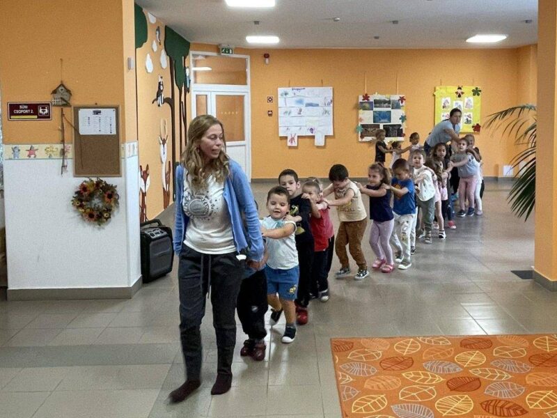 Utazás a Hála Földjére Utazás a Hála Földjére