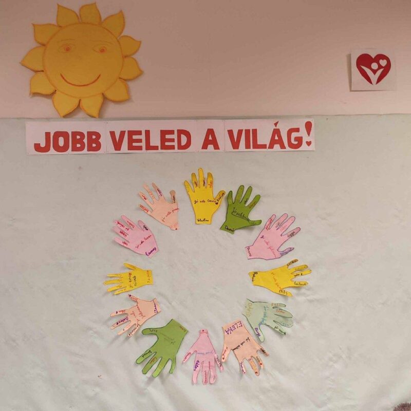 A társak véleménye