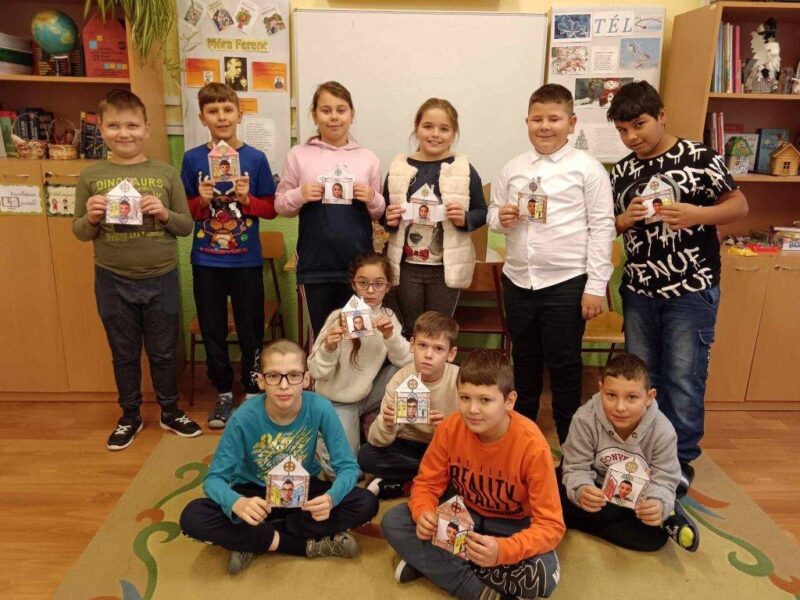 Boldogító jó cselekedetek a 4. osztályban Boldogító jó cselekedetek a 4. osztályban