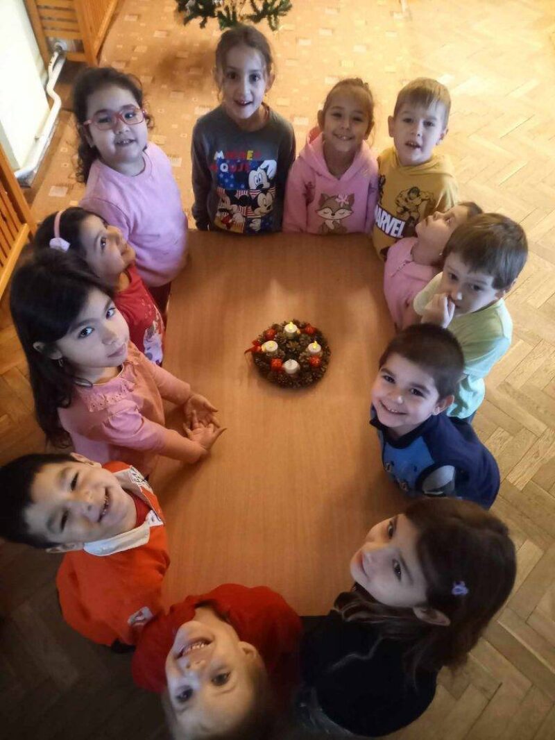 „Ó szép fenyő” „Ó szép fenyő”