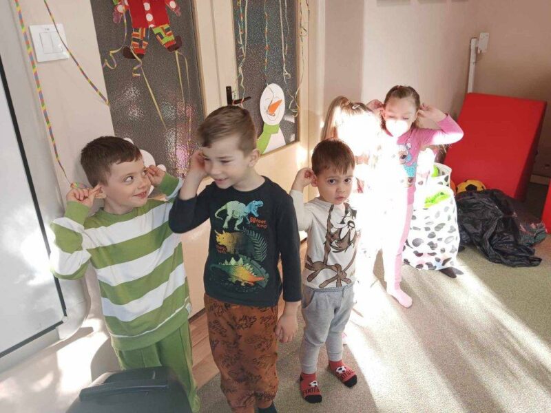 Türelmes nyulacskák Türelmes nyulacskák