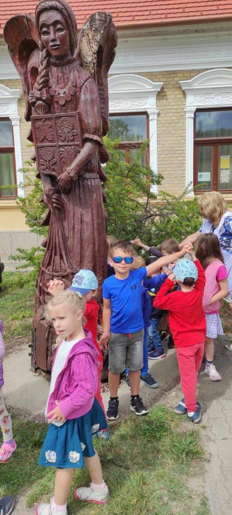 Boldogsagfutas1.jpg Boldogsagfutas1.jpg