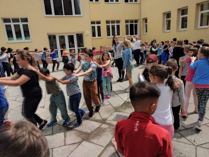 Tánc, zene, öröm Tánc, zene, öröm