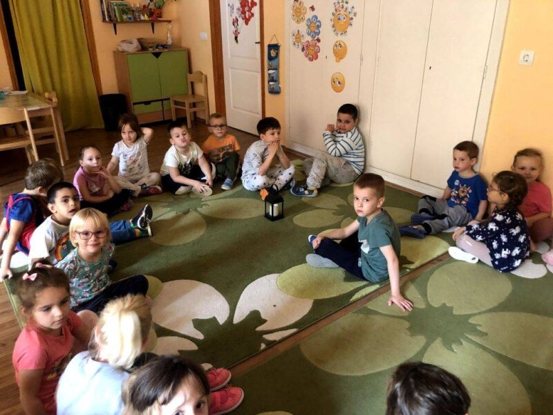 Hálásak vagyunk Hálásak vagyunk