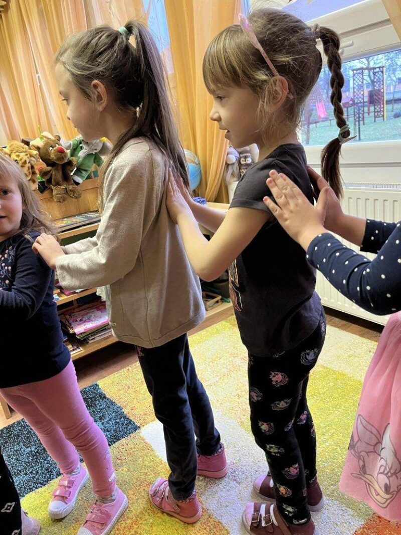 Légy mindig mindnkivel jó Légy mindig mindnkivel jó