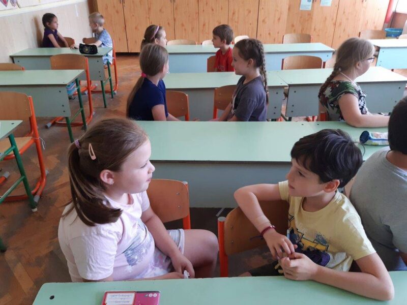 Jobb velünk a Világ Jobb velünk a Világ