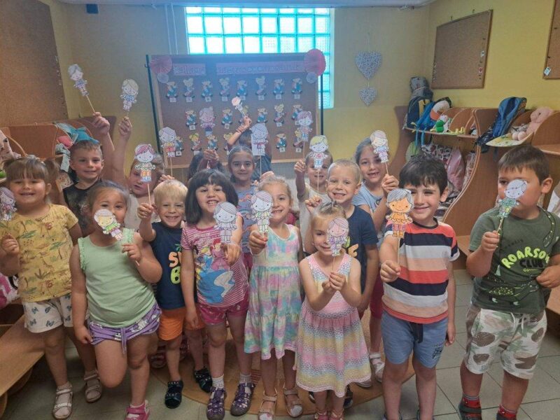 Boldognak lenni jó! Boldognak lenni jó!