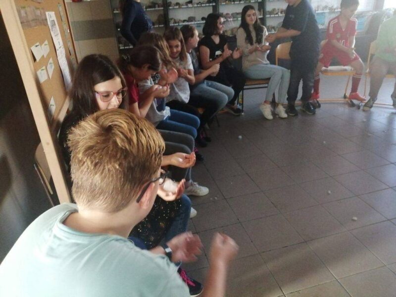 Társas kapcsolatok ápolása