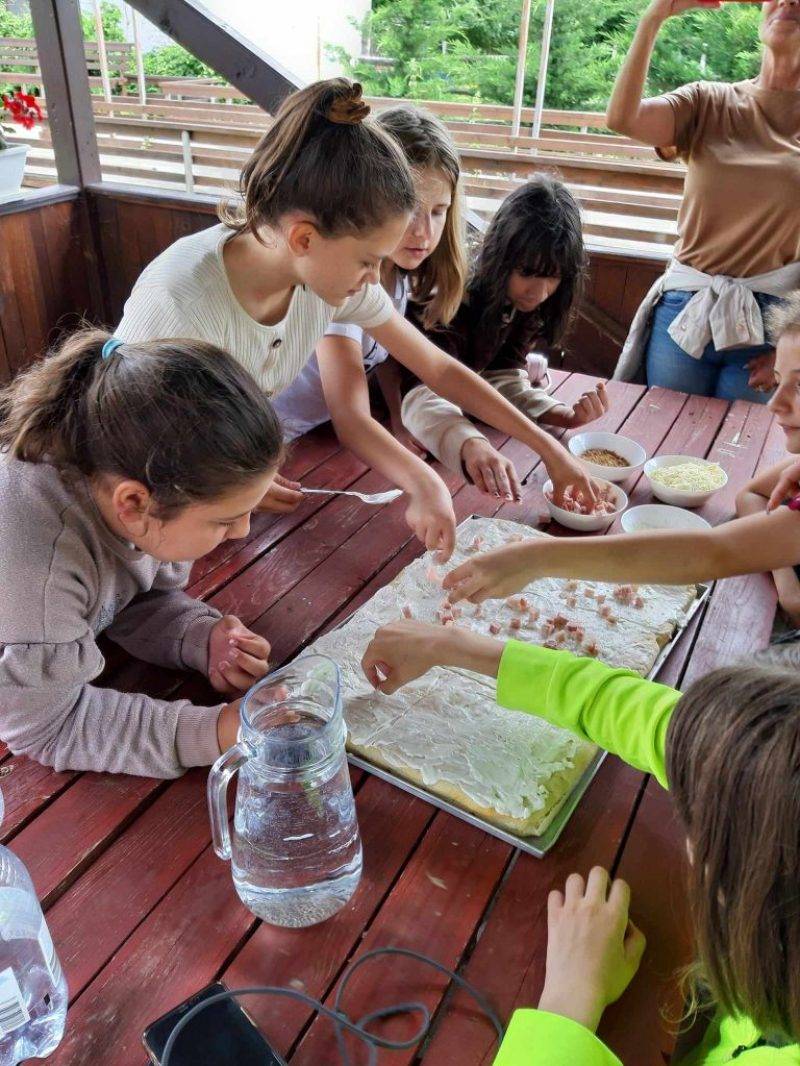 Sajat-keszitesu-langallo.jpg Sajat-keszitesu-langallo.jpg