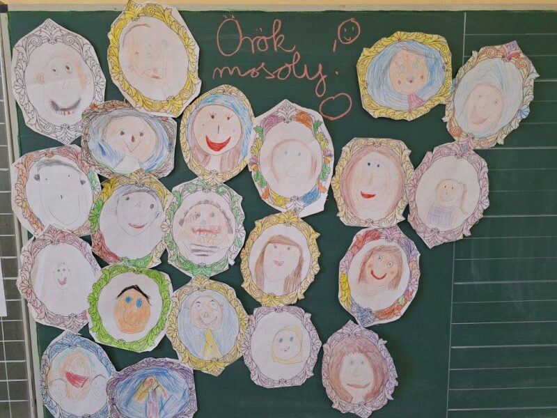 Örök mosoly Örök mosoly