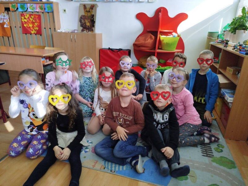 A szépet látó varázsszemüveg A szépet látó varázsszemüveg