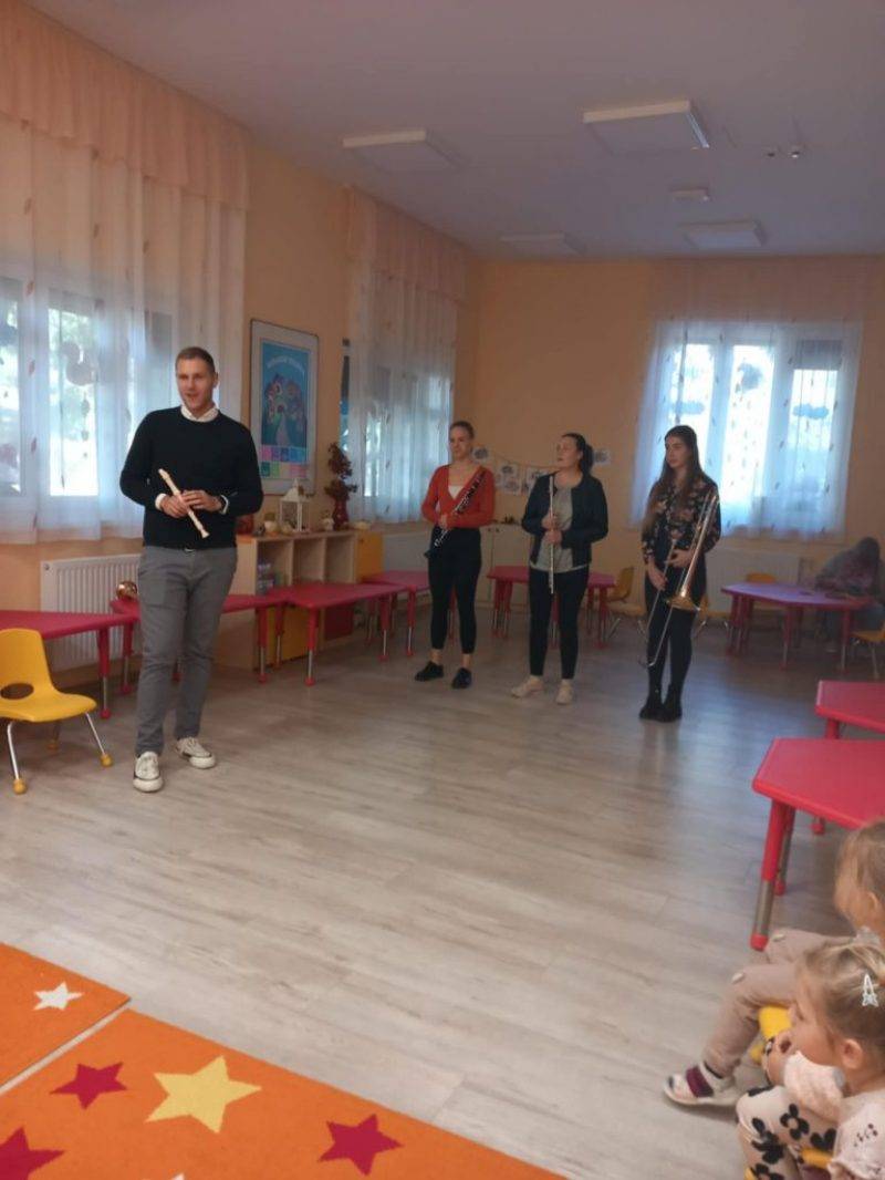 A-Zene-Vilagnapja.jpg A-Zene-Vilagnapja.jpg