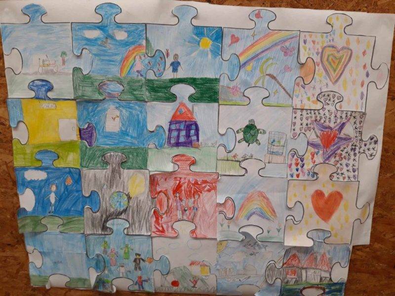Hala-puzzle-1.jpg Hala-puzzle-1.jpg