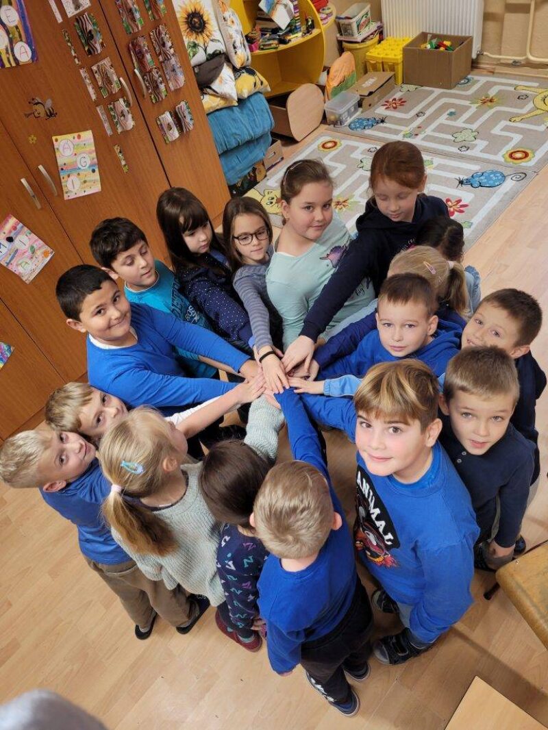 Barátság