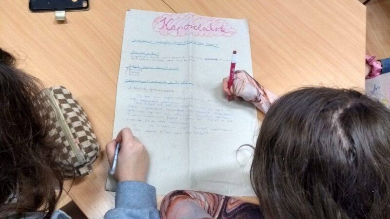Kapcsolódások Kapcsolódások