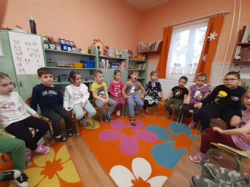 Szeretet folyosó Szeretet folyosó