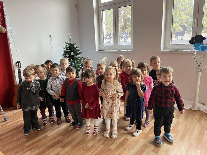 Dec.-2.jpg Dec.-2.jpg