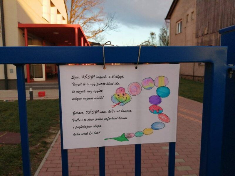KÖSZI KÖSZI