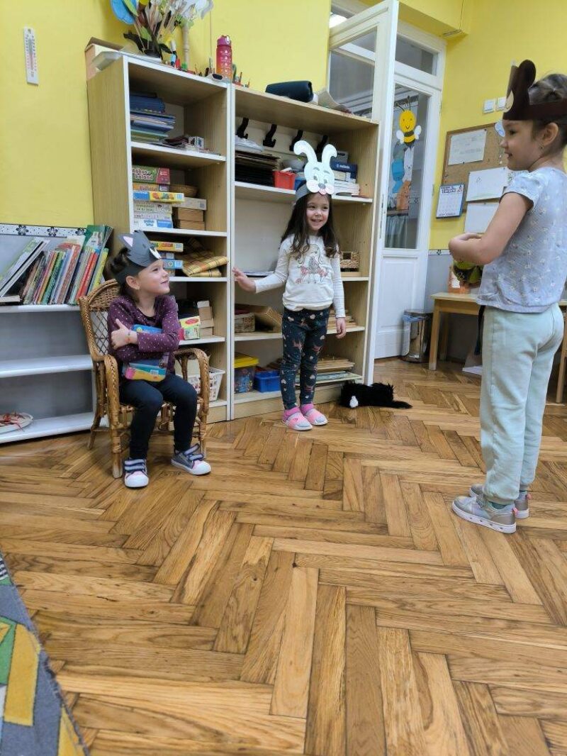 Társas kapcsolatok Társas kapcsolatok