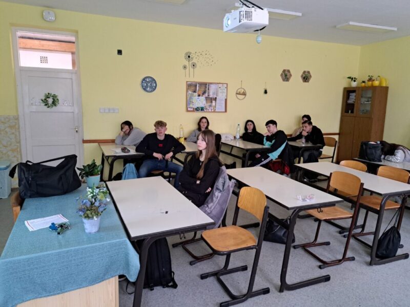 A pillanat ereje, Játék a szeretetnyelvekkel A pillanat ereje, Játék a szeretetnyelvekkel