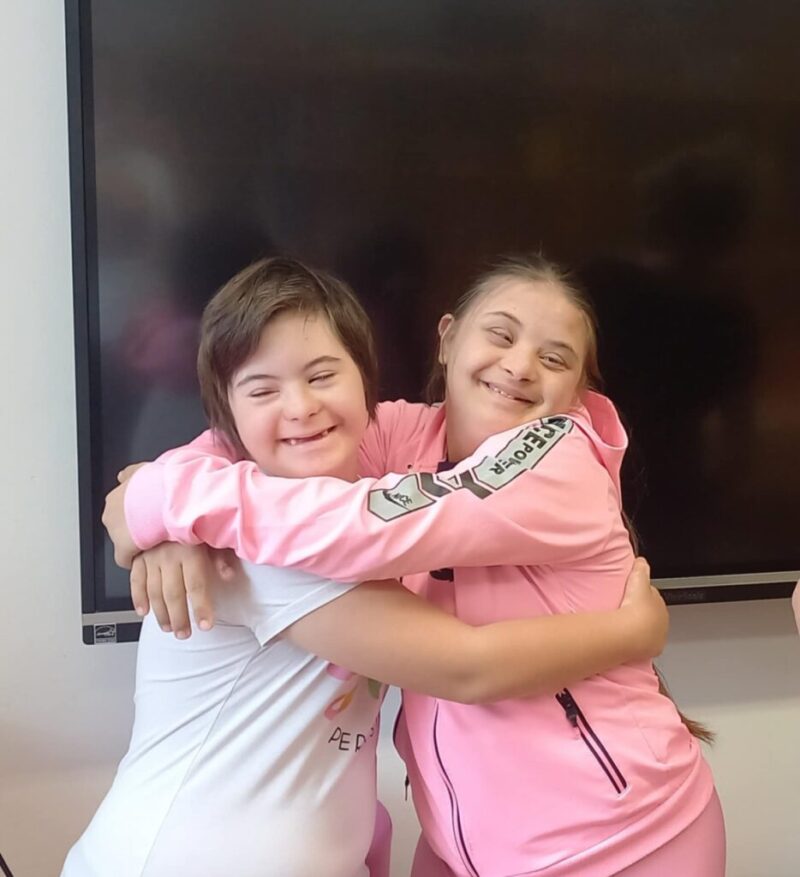 EAI-LEILA-es-ANNA.jpeg EAI-LEILA-es-ANNA.jpeg