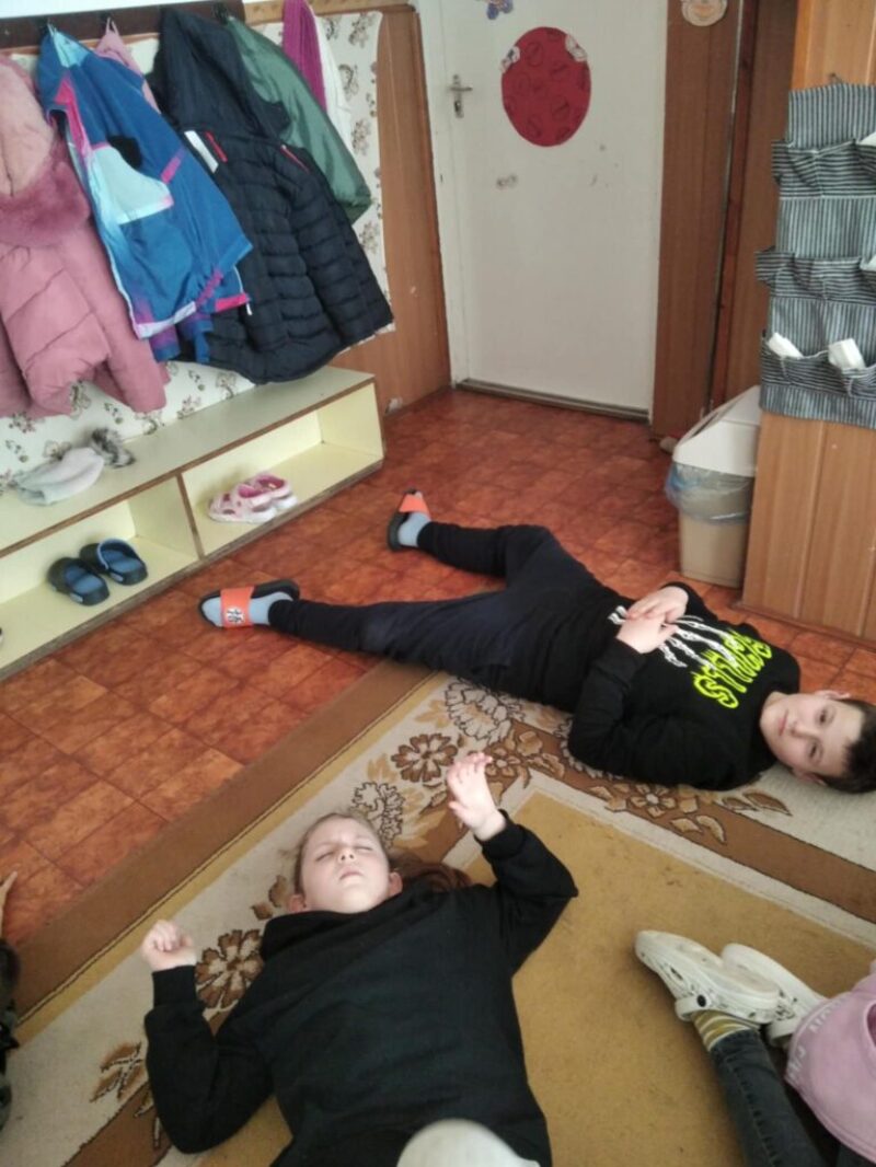 FngMFy-.jpg FngMFy-.jpg