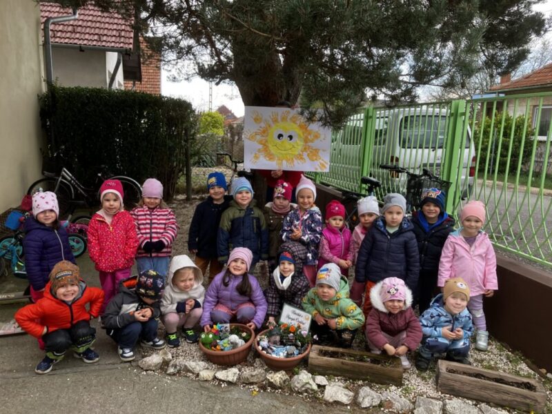 „A hétköznapi dolgok is különlegessé válnak, ha kíváncsisággal és csodálkozással tekintesz rájuk” „A hétköznapi dolgok is különlegessé válnak, ha kíváncsisággal és csodálkozással tekintesz rájuk”