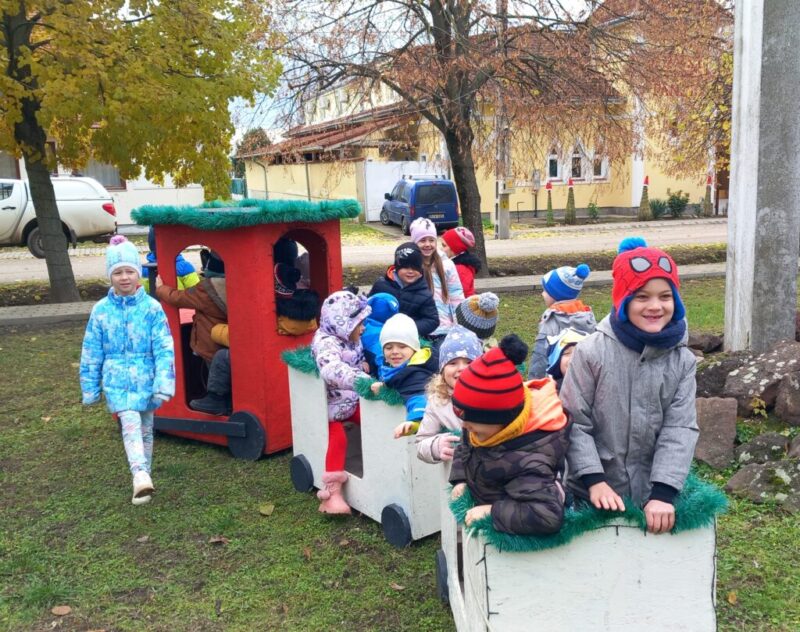 „Megy a gőzös, megy a gőzös Kanizsára…” „Megy a gőzös, megy a gőzös Kanizsára…”