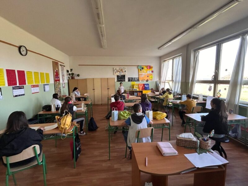 Nevtelen.jpg Nevtelen.jpg