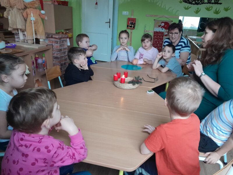 Kis ajándék, nagy öröm Kis ajándék, nagy öröm