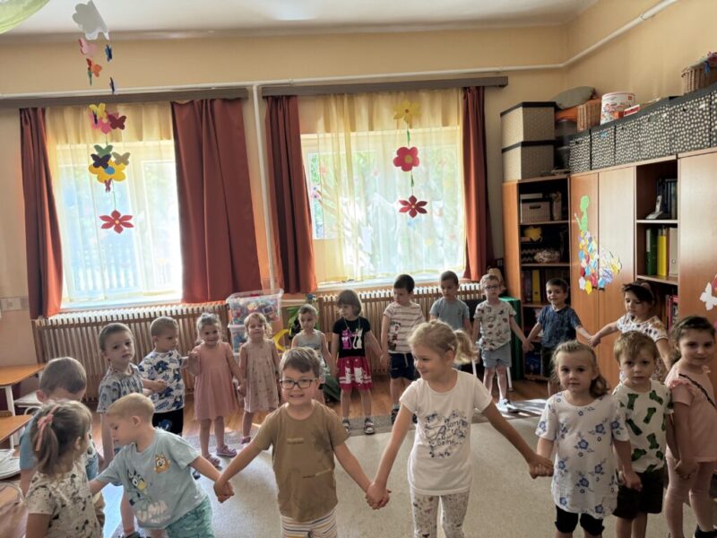 Jobb veled a világ Jobb veled a világ