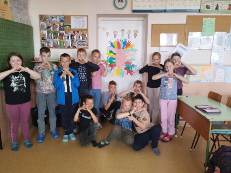 szivvel.jpg szivvel.jpg