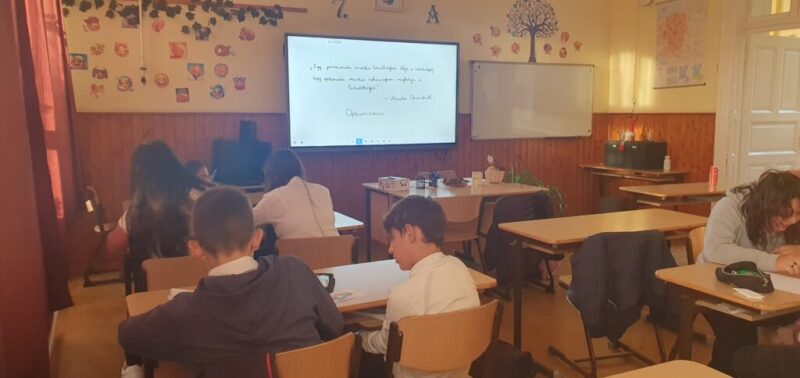 Optimizmusra törekvő kamaszok! Optimizmusra törekvő kamaszok!