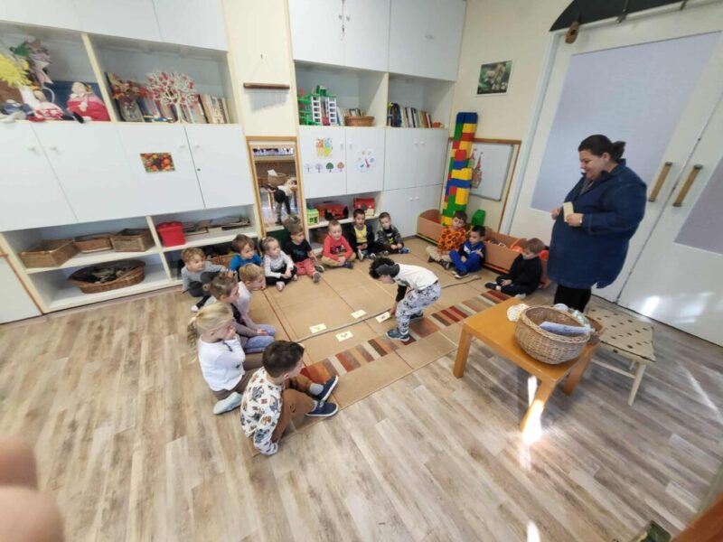 Optimista kis pillangók Optimista kis pillangók