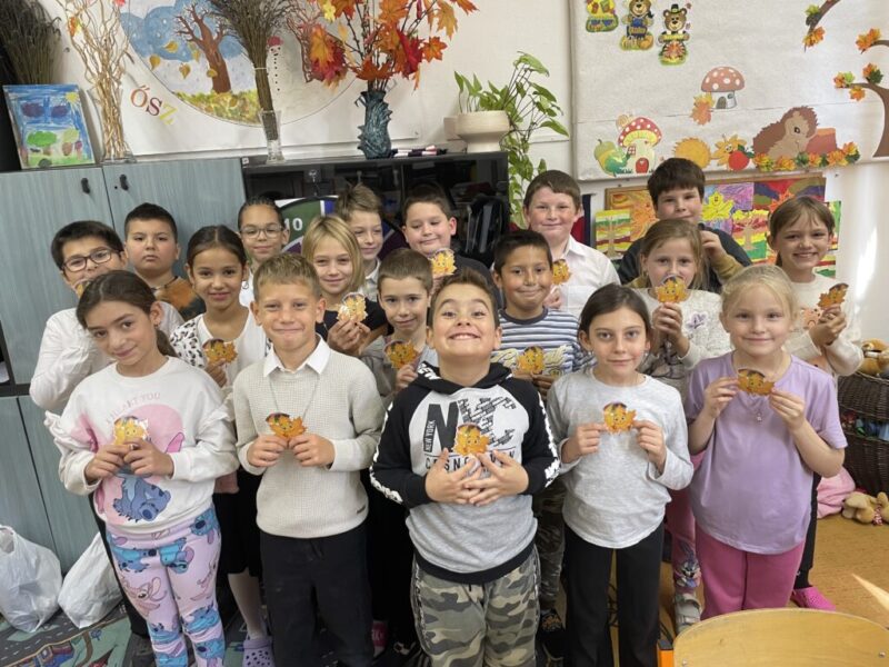 „Apró sikerek, nagy mosolyok – így tanuljuk az optimizmust” „Apró sikerek, nagy mosolyok – így tanuljuk az optimizmust”