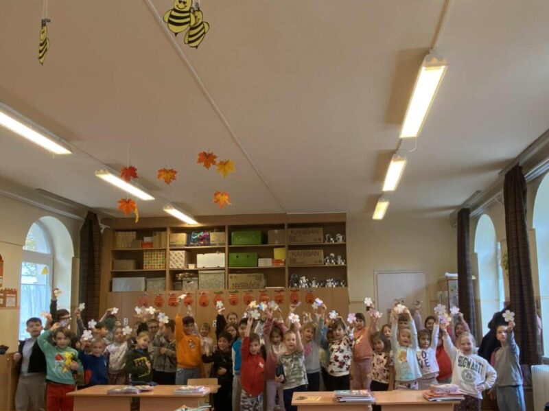 Lelki-tars-virag.jpg Lelki-tars-virag.jpg