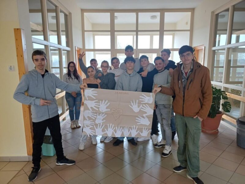 98d17a2d-251c-45ef-a23c-e350f5346d07.jpg 98d17a2d-251c-45ef-a23c-e350f5346d07.jpg