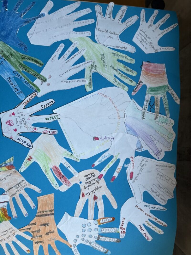 Barátságötös tabló Barátságötös tabló