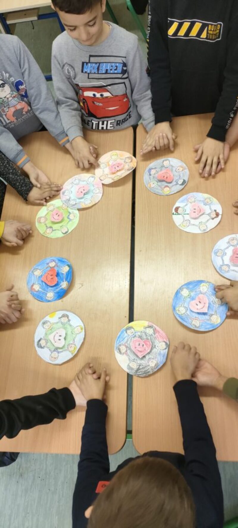 Tàrsas kapcsolatok àpolàsa Tàrsas kapcsolatok àpolàsa