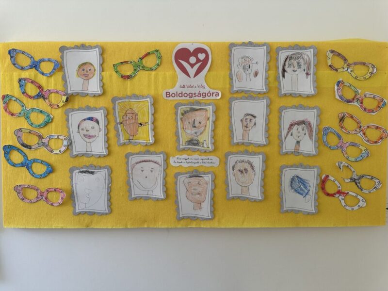 Tükröm tükröm Tükröm tükröm