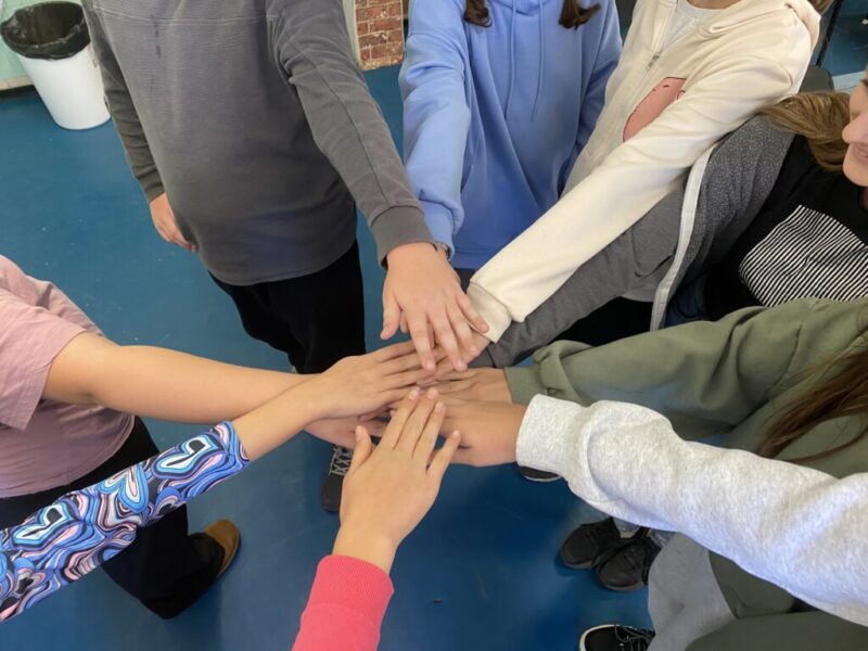 Kapcsolataink Kapcsolataink