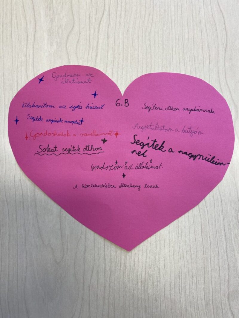 Boldogító jó cselekedetek Boldogító jó cselekedetek