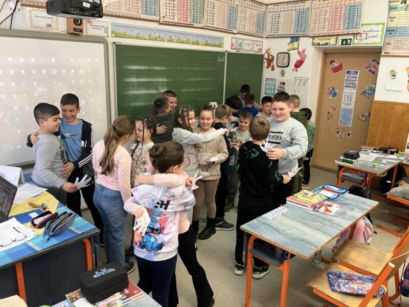 Köszönöm, hogy vagy nekem! Köszönöm, hogy vagy nekem!