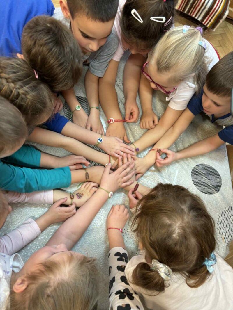 Tarsas-kapcsolatok-1.jpeg Tarsas-kapcsolatok-1.jpeg