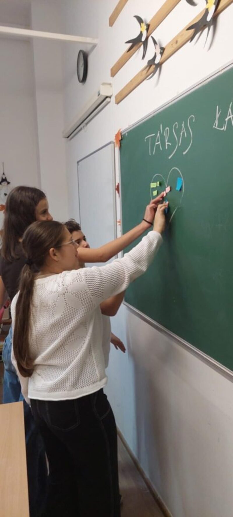 Tarsas-kor.jpg Tarsas-kor.jpg