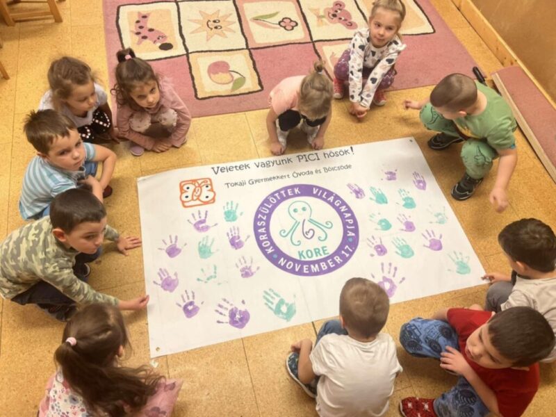 Veletek-vagyunk-Pici-Hosok.jpg Veletek-vagyunk-Pici-Hosok.jpg