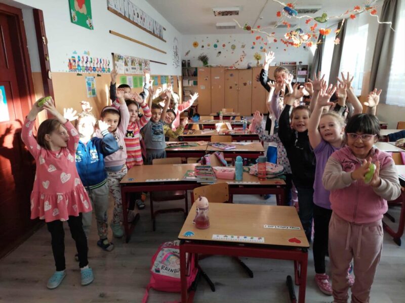 fd006d5e-b5e2-4087-abc4-3e2f5ebaac5f.jpg fd006d5e-b5e2-4087-abc4-3e2f5ebaac5f.jpg