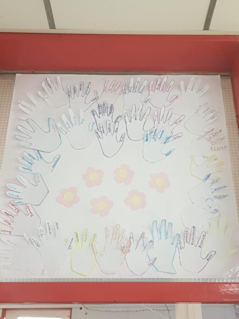 kapcsolatok4.jpg kapcsolatok4.jpg