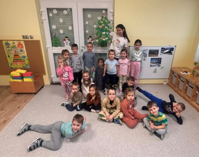 1.-A-mi-karacsonyfank.jpg 1.-A-mi-karacsonyfank.jpg