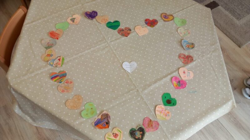 Jót tenni felemelő érzés! Jót tenni felemelő érzés!